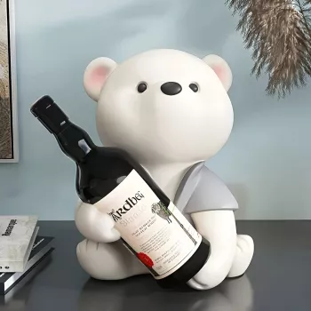 Vigorous Bear Wine Rack: Nordic Sculptural Bottle Holder
